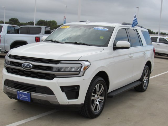 Certified 2024 Ford Expedition XLT RWD image 2