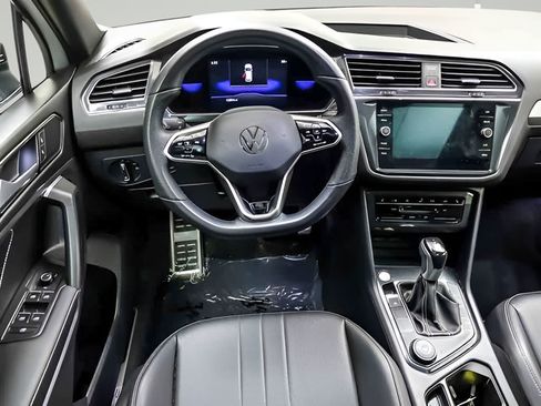 Used 2023 Volkswagen Tiguan SE R-Line AWD/4WD image 13