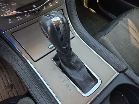 Used 2011 Lincoln MKX AWD w/ 102A Rapid Spec Order Code image 30