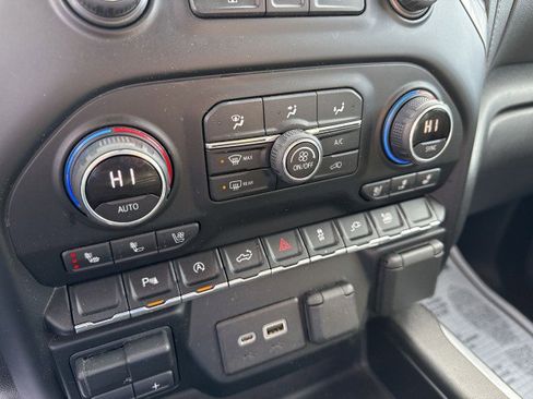 Certified 2021 Chevrolet Silverado 1500 LTZ image 16