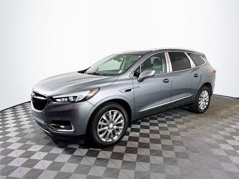 Used 2018 Buick Enclave Premium w/ Experience Buick Package image 1