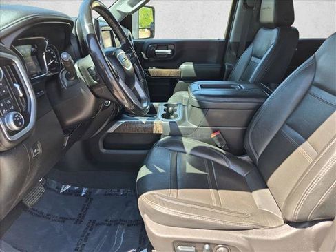 Used 2022 GMC Sierra 3500 Denali w/ Denali Ultimate Package AWD/4WD image 16