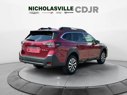 Used 2024 Subaru Outback Premium AWD/4WD image 5