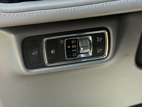 Used 2021 Lincoln Aviator Reserve w/ Equipment Group 208A AWD/4WD image 19
