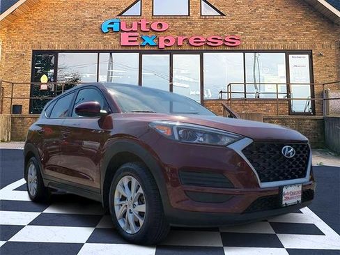Used 2019 Hyundai Tucson SE AWD/4WD image 1