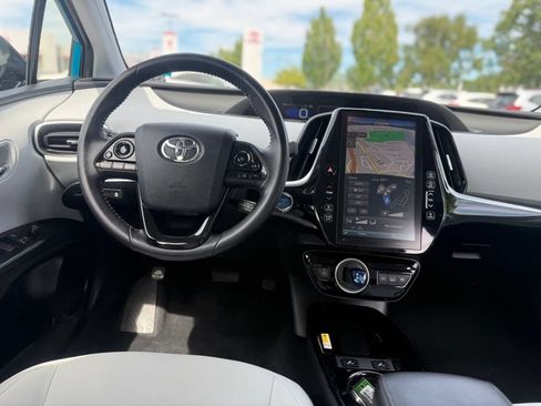 Used 2020 Toyota Prius Prime XLE FWD image 21