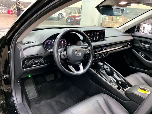 Used 2024 Honda Accord Touring image 16