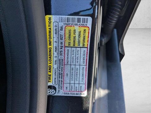 Used 2014 Ford Focus SE w/ SE Sport Package FWD image 15