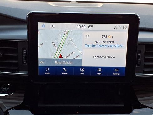 Used 2023 Ford Explorer Limited w/ Class IV Trailer Tow Package image 12