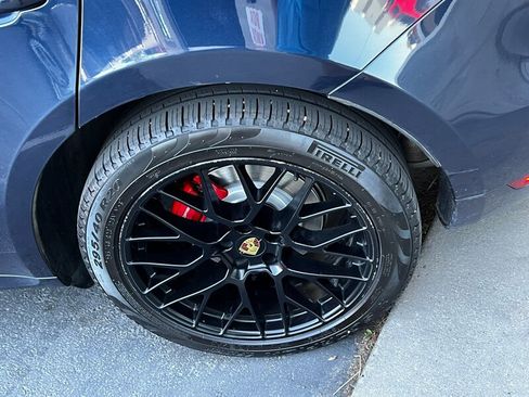 Used 2018 Porsche Macan GTS AWD/4WD image 13