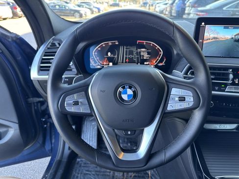 Used 2024 BMW X4 xDrive30i w/ Premium Package image 28