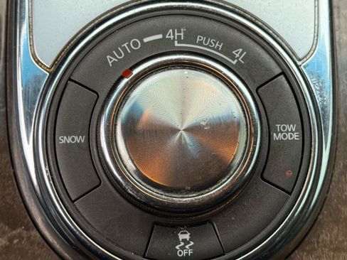 Used 2017 INFINITI QX80 4WD w/ Driver Assistance Package image 24