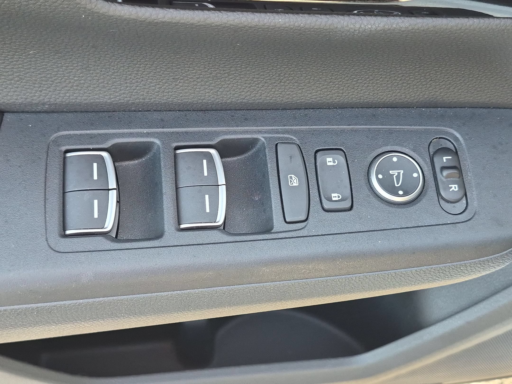 Used 2026 Honda CR-V EX-L image 15