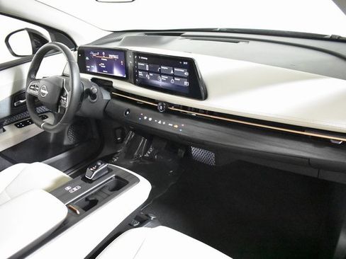 Certified 2023 Nissan Ariya ENGAGE e-4ORCE image 37