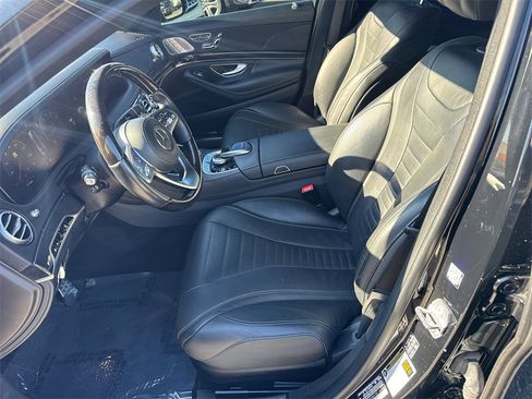 Used 2020 Mercedes-Benz S 560 Sedan image 9