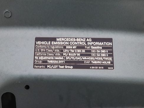 Used 2026 Mercedes-Benz GLC 300 image 31
