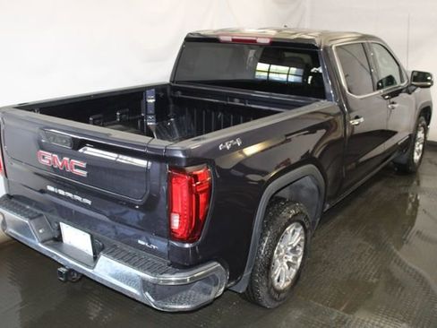 Used 2023 GMC Sierra 1500 SLT w/ SLT Convenience Package AWD/4WD image 4