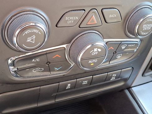 Used 2022 RAM 1500 Classic Warlock w/ Ceramic Gray Warlock Package image 15