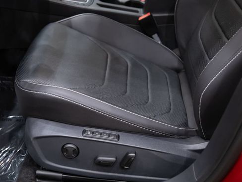 Certified 2024 Volkswagen Jetta SEL FWD image 9