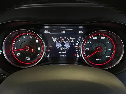 Used 2023 Dodge Charger SXT RWD image 16