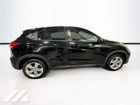 Used 2016 Honda HR-V LX image 4