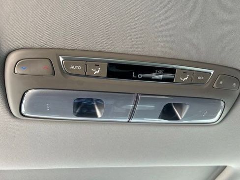 Used 2025 Kia Telluride S FWD image 46