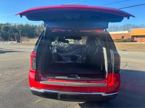 New 2025 Chevrolet Tahoe LS image 8