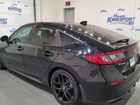 Used 2022 Honda Civic Sport image 5