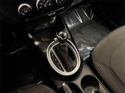 Used 2017 Kia Soul image 20