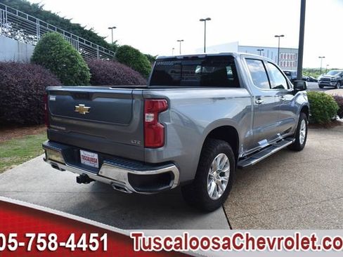 Used 2022 Chevrolet Silverado 1500 LTZ AWD/4WD image 10