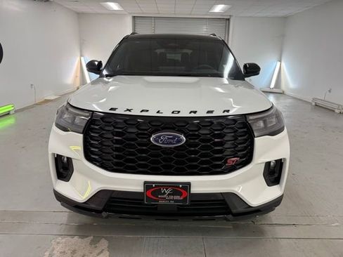 New 2026 Ford Explorer ST w/ Sun And Sound Package image 2