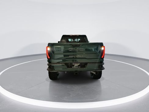 New 2026 GMC Sierra 2500 Denali Ultimate image 7