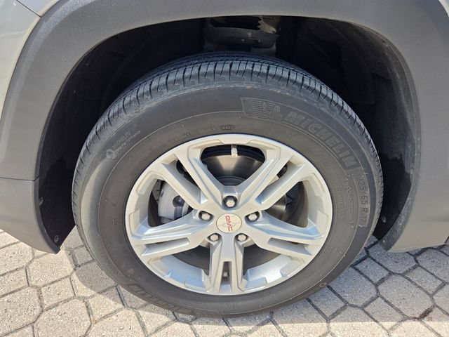 Used 2023 GMC Terrain SLE w/ Driver Convenience Package FWD image 7