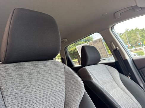 Used 2023 Nissan Rogue SV image 20