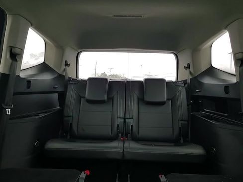 Used 2023 Volkswagen Atlas SEL image 28