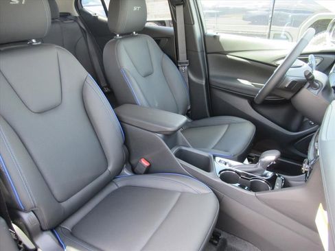 New 2026 Buick Encore GX Sport Touring w/ Comfort Package FWD image 10