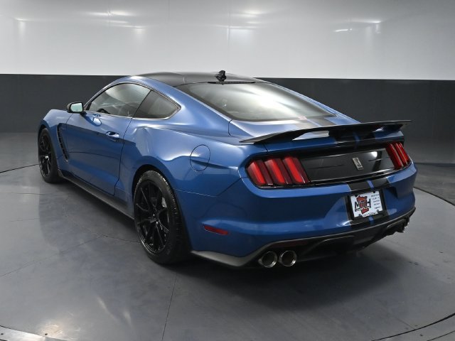 Used 2020 Ford Mustang Shelby GT350 w/ Technology Package RWD image 6