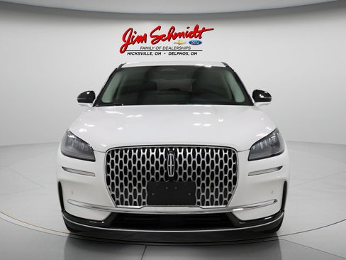 Used 2023 Lincoln Corsair AWD w/ Equipment Group 101A image 3