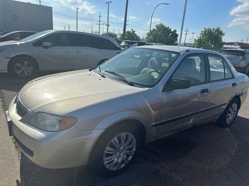 Used 2002 MAZDA Protege FWD image 5