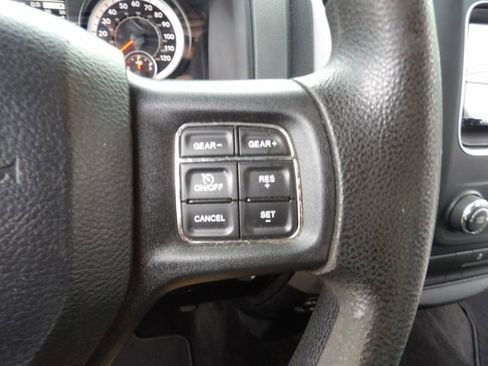 Used 2017 RAM 1500 Express image 29
