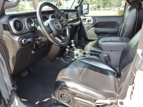 Used 2022 Jeep Wrangler Sport AWD/4WD image 10