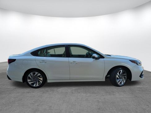 Used 2024 Subaru Legacy Limited AWD/4WD image 4