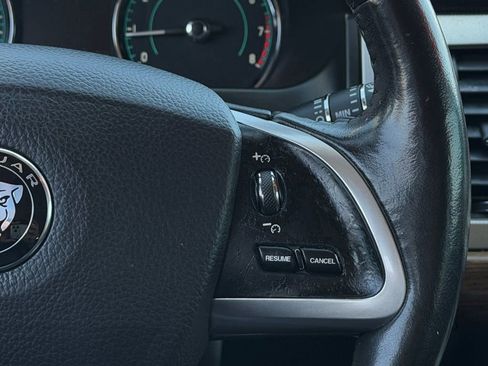 Used 2014 Jaguar XF 3.0 image 17