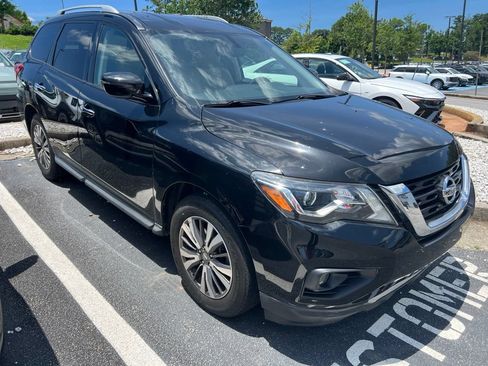 Used 2019 Nissan Pathfinder SV FWD image 6