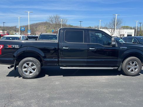 Used 2016 Ford F150 XLT w/ Equipment Group 301A Mid AWD/4WD image 4