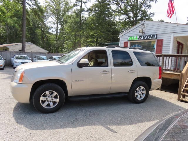 Used 2008 GMC Yukon SLT w/ SLT Preferred Equipment Group AWD/4WD image 8