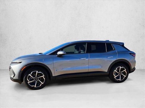 New 2026 Chevrolet Equinox EV LT image 5