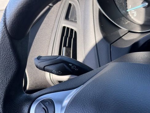 Used 2014 Ford Focus SE w/ SE Winter Package image 24