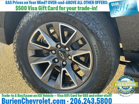 Used 2023 Chevrolet Suburban Z71 AWD/4WD image 29