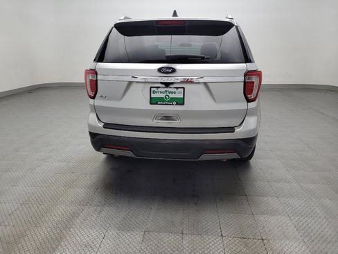 Used 2019 Ford Explorer XLT FWD image 7